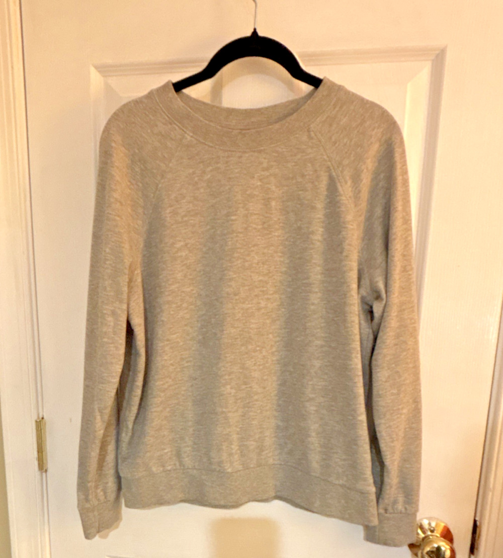 H&M Women’s Gray Solid Crew Neck Pullover Sweatshirt soft lightweight XS